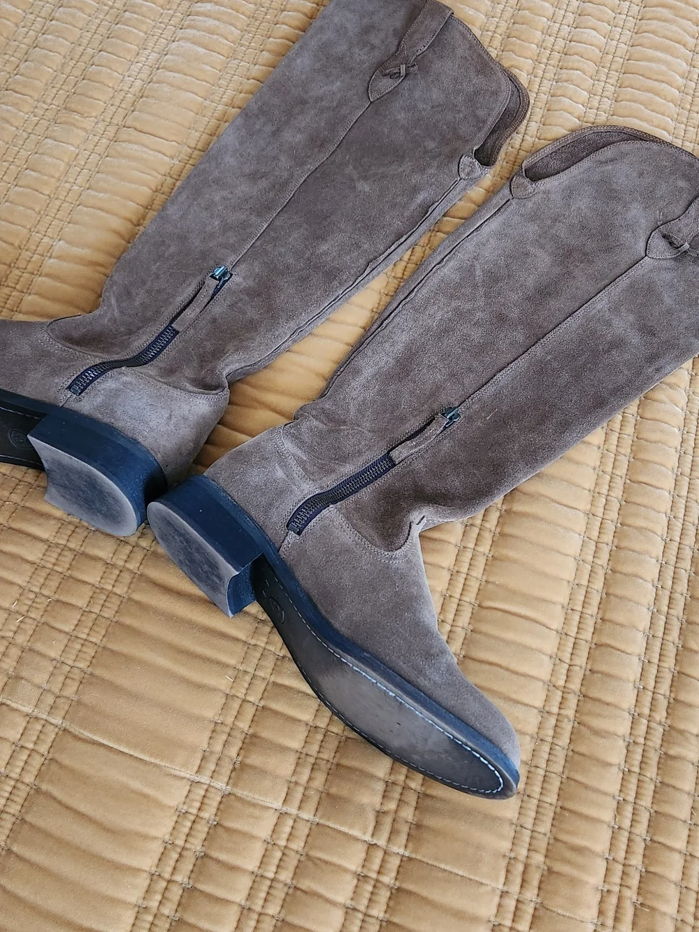 Women's, Brown Suede Over The Knee-High Boots. Size US 9.